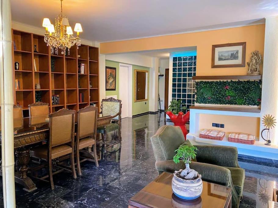 شقة Sarakin'S Mansion Luxury Retreat أثينا المظهر الخارجي الصورة